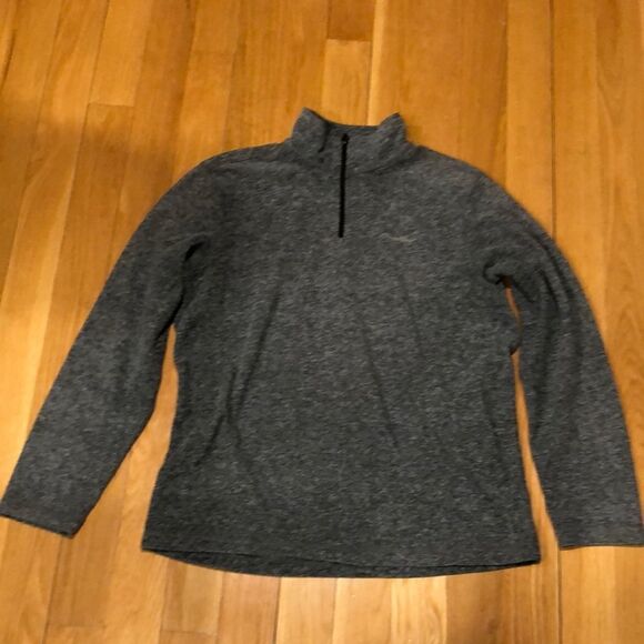 EDDIE Bauer 1/4 zip up pull over fleece size medium. - Picture 1 of 6